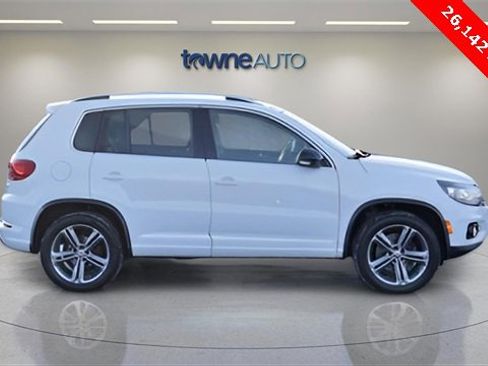 Used 2017 Volkswagen Tiguan Sport image 7