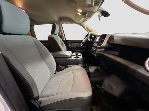 Used 2019 RAM 2500 Big Horn w/ Protection Group AWD/4WD image 24