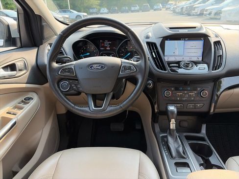 Used 2017 Ford Escape Titanium AWD/4WD image 11