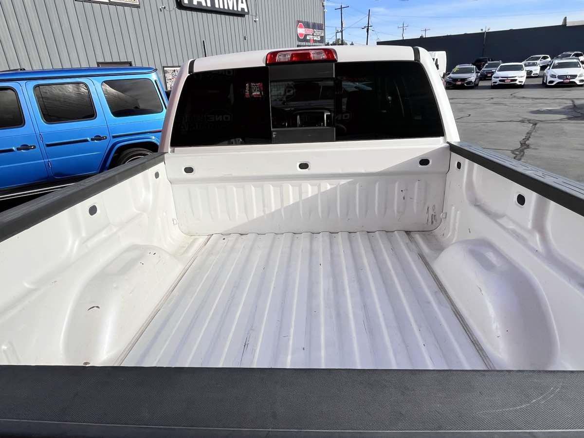 Used 2018 GMC Sierra 1500 SLT w/ Max Trailering Package AWD/4WD image 8