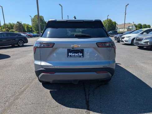 Used 2025 Chevrolet Equinox LT AWD/4WD image 6