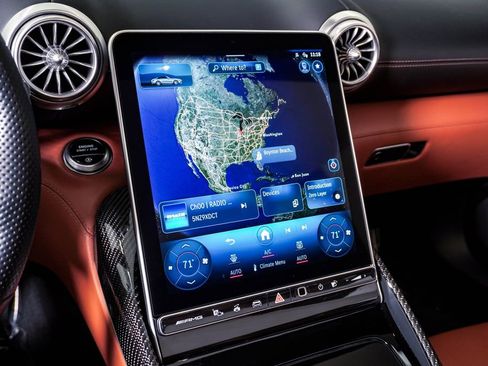 Used 2022 Mercedes-Benz SL 63 AMG 4MATIC image 28