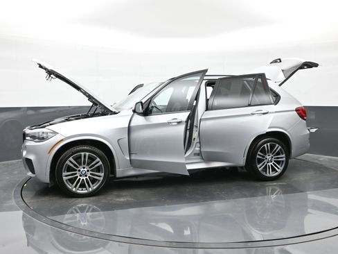 Used 2017 BMW X5 xDrive50i image 49