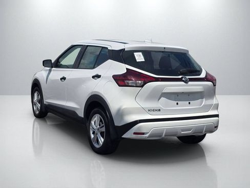 Used 2025 Nissan Kicks Play S FWD image 7