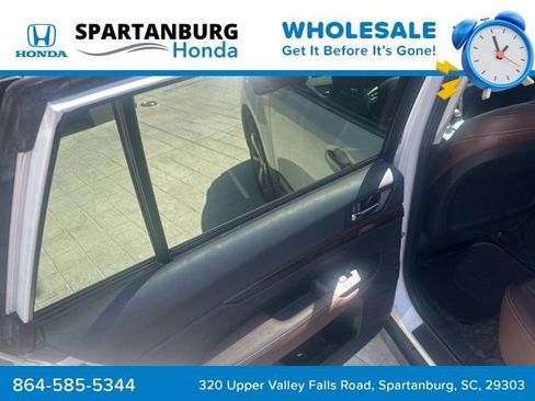 Used 2013 Subaru Outback 2.5i Limited AWD/4WD image 12