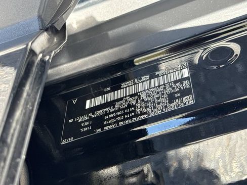 Certified 2022 Toyota RAV4 XLE Premium FWD image 20