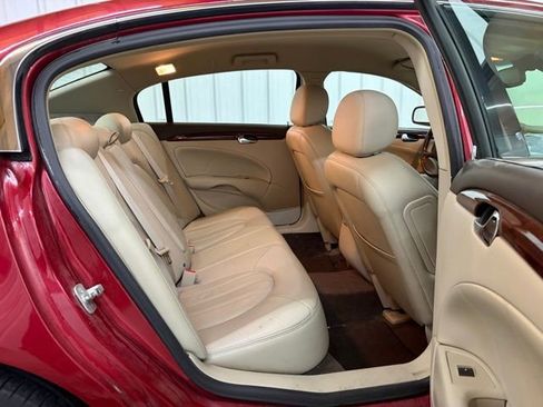 Used 2007 Buick Lucerne CXL image 10