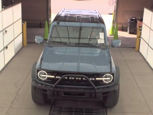 Used 2024 Ford Bronco Outer Banks w/ Sasquatch Package AWD/4WD image 2