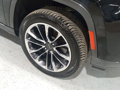 Used 2022 Jeep Wagoneer Series III w/ Premium Group I image 30