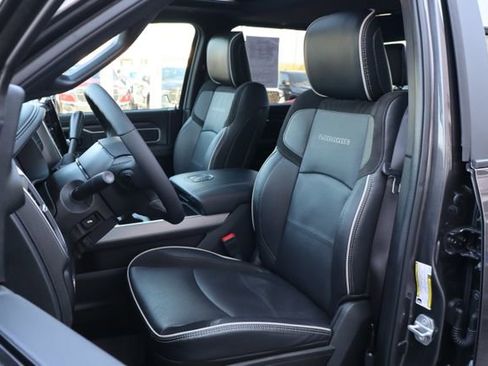 Used 2025 RAM 2500 Laramie AWD/4WD image 14