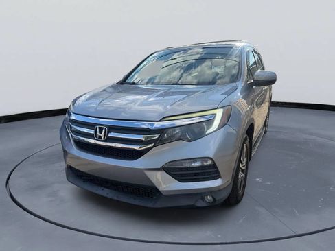 Used 2016 Honda Pilot EX image 1
