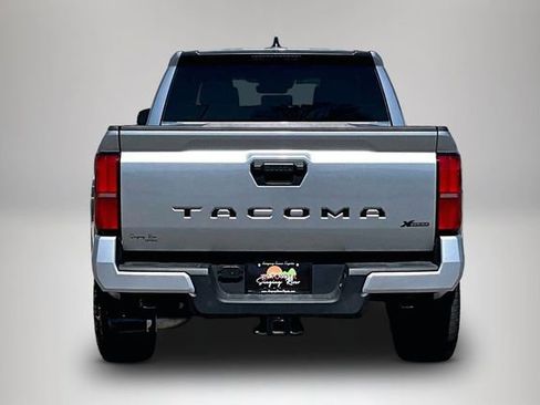 Used 2025 Toyota Tacoma SR5 image 6