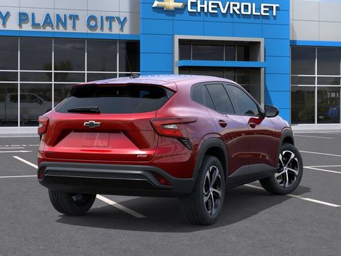 New 2026 Chevrolet Trax RS w/ Driver Confidence Package FWD image 4