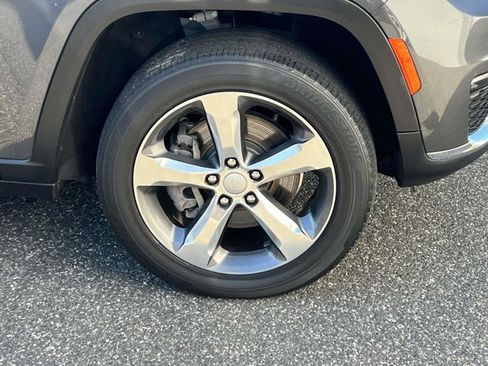 Certified 2021 Jeep Grand Cherokee L Limited image 6