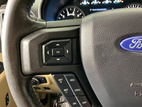 Used 2018 Ford F150 XLT w/ Equipment Group 302A Luxury AWD/4WD image 24