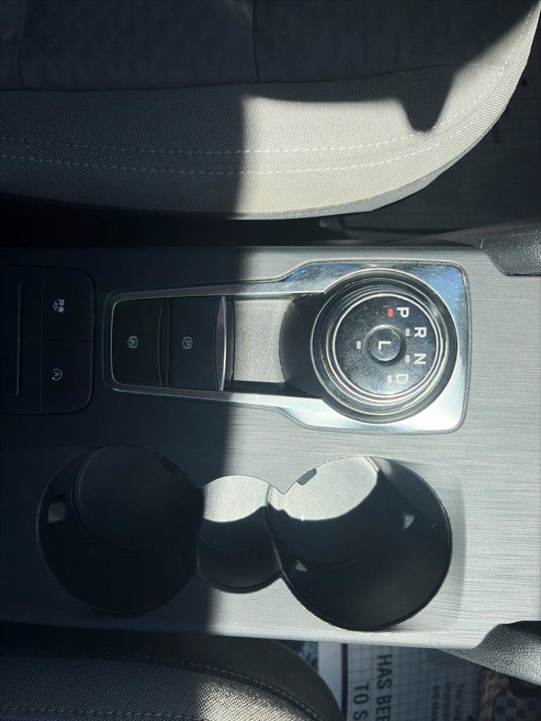 Used 2020 Ford Escape SE FWD image 17