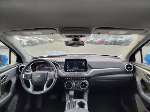 Certified 2025 Chevrolet Blazer LT image 24