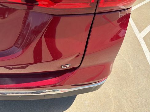 Used 2019 Chevrolet Equinox LT FWD image 3