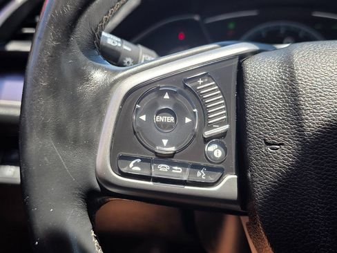 Used 2018 Honda Civic Touring image 30
