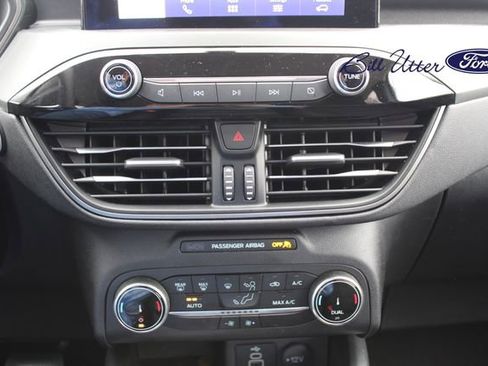 Certified 2025 Ford Escape Active image 17