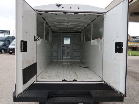 Used 2020 Chevrolet Express 3500 w/ Power Convenience Package RWD image 9