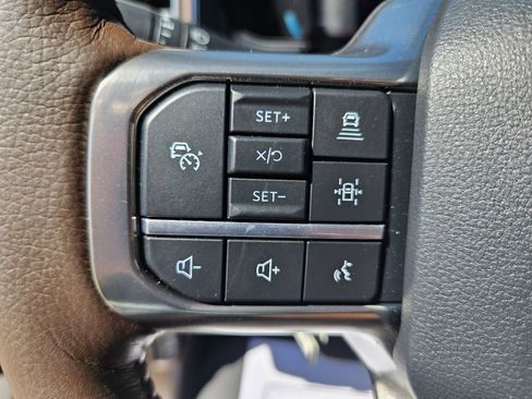 Used 2025 Ford F450 King Ranch w/ Chrome Package image 28