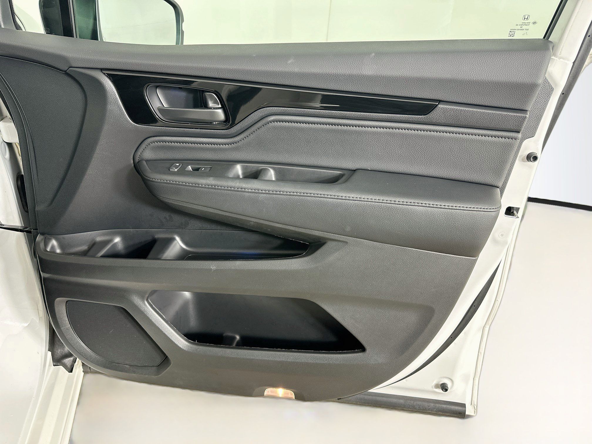 Used 2025 Honda Odyssey Touring image 36