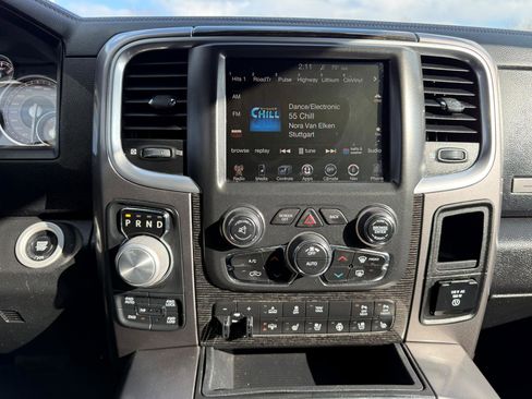 Used 2017 RAM 1500 Limited image 14