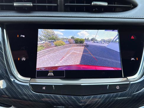 Used 2024 Cadillac XT6 Premium Luxury w/ LPO, Floor Liner Package AWD/4WD image 20