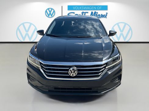 Used 2020 Volkswagen Passat 2.0T SEL FWD image 2