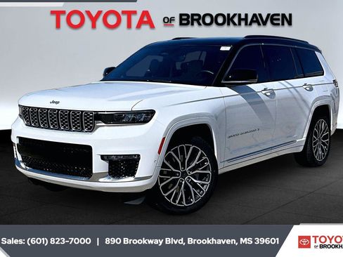 Used 2025 Jeep Grand Cherokee L Summit AWD/4WD image 11
