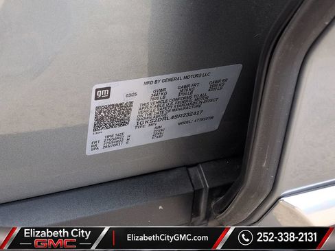 Used 2025 GMC Yukon Denali AWD/4WD image 26