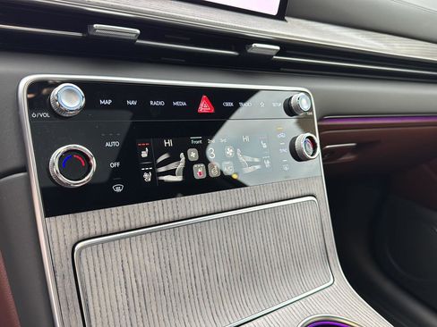 Used 2026 Genesis GV80 3.5T Prestige image 22