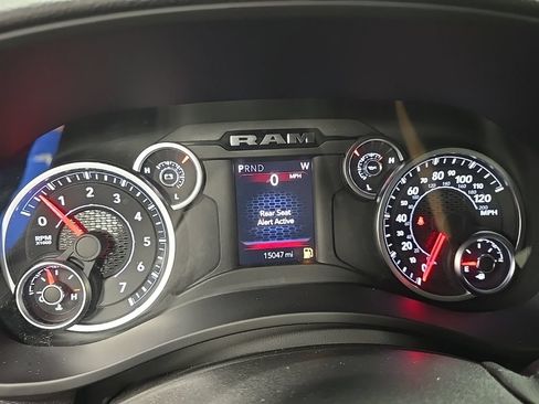 Used 2026 RAM 2500 Big Horn AWD/4WD image 5
