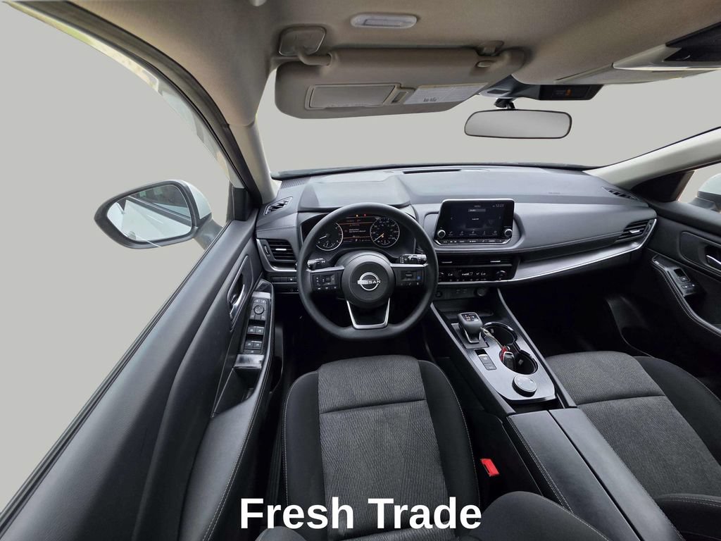 Used 2024 Nissan Rogue SV AWD/4WD image 12