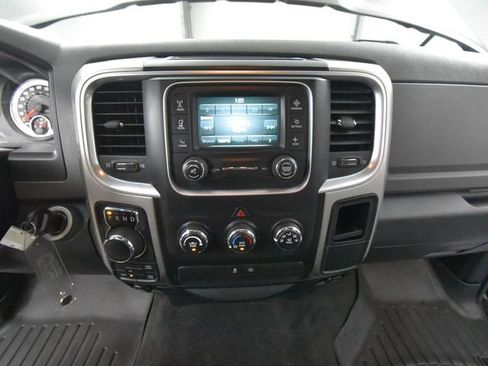 Used 2017 RAM 1500 Classic SLT image 27
