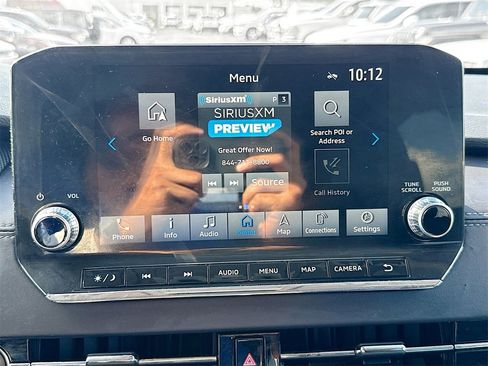 Used 2023 Mitsubishi Outlander SE image 16