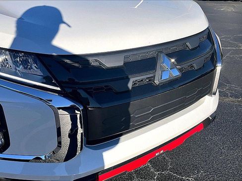 Used 2023 Mitsubishi Outlander Sport Ralliart image 29