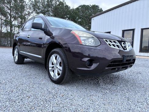 Used 2015 Nissan Rogue S w/ Convenience Package image 3