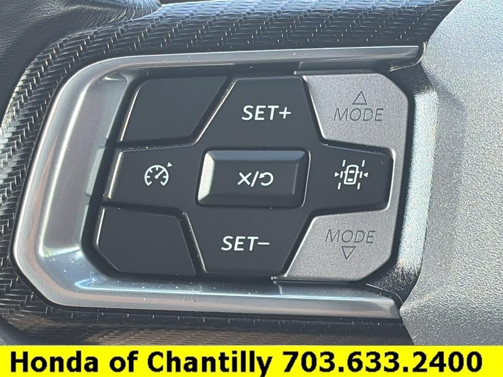 Used 2025 Ford Mustang Premium RWD image 12