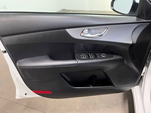 Used 2023 Kia Forte LXS image 20