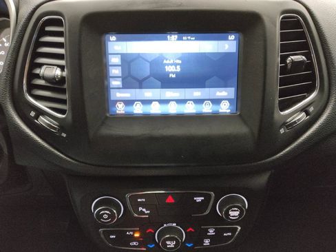 Used 2017 Jeep Compass Latitude w/ Popular Equipment Group image 25