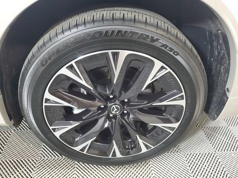 Used 2026 MAZDA CX-90 3.3 Turbo S w/ Premium Plus AWD/4WD image 11