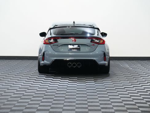 Used 2024 Honda Civic Type R image 7