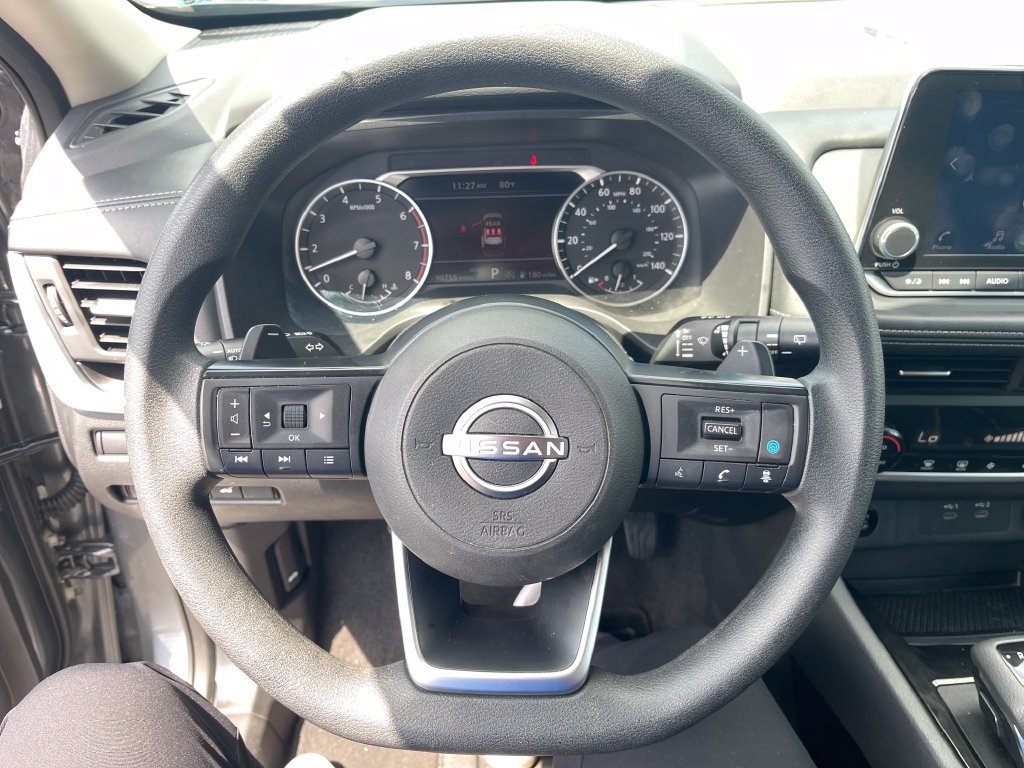 Used 2024 Nissan Rogue SV AWD/4WD image 17