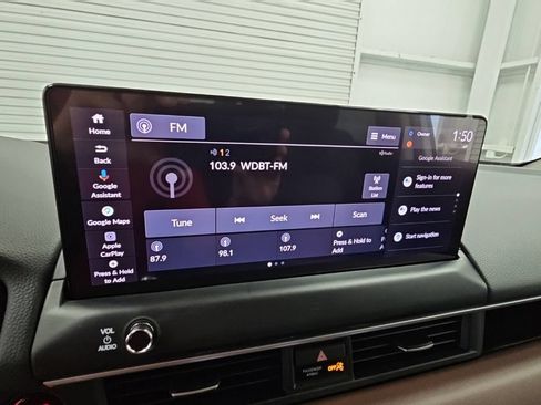 New 2026 Honda Pilot Touring image 16