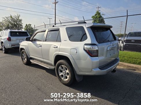 Used 2020 Toyota 4Runner SR5 RWD image 9