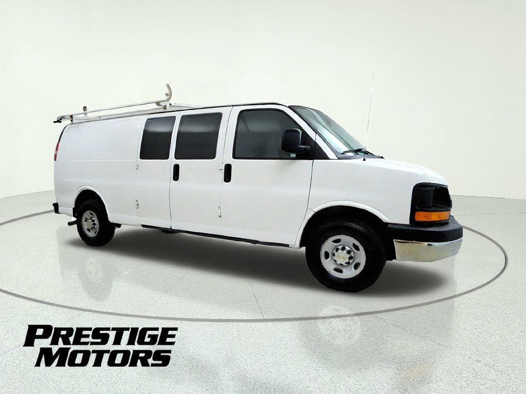 Used 2014 Chevrolet Express 2500 Extended RWD image 10