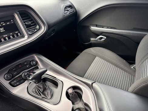 Used 2023 Dodge Challenger SXT w/ Blacktop Package image 17