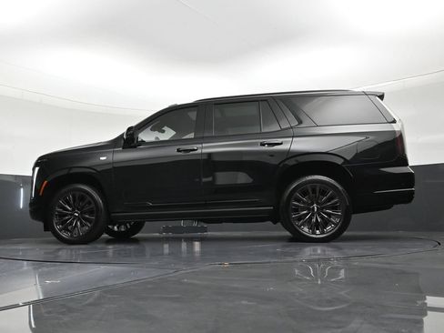 Used 2025 Cadillac Escalade Sport w/ LPO, ONYX Package AWD/4WD image 23